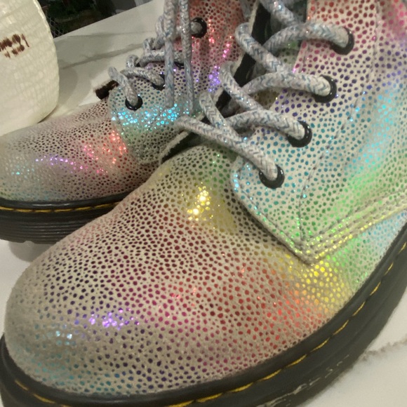 Dr Martens 1460 Pascal Youth Rainbow Iridescent Boots size 2 - Picture 9 of 11
